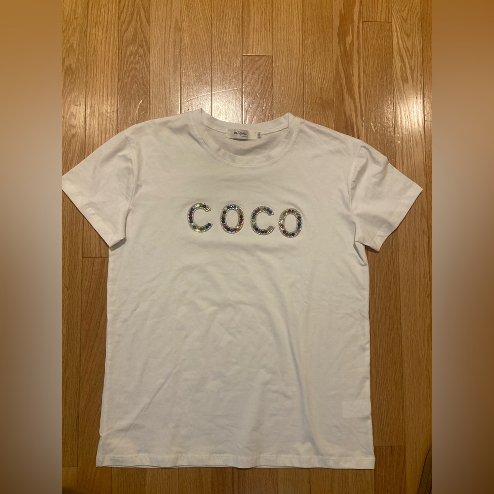 T-Shirt NWOT Rhinestone Lettering